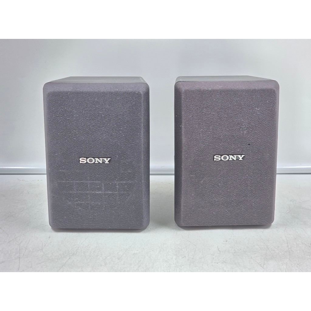 BE81 ลำโพงญี่ปุ่นมือสอง 1 คู่ (706-707) SONY SS-V17 70W 8 โอห์ม Woofer 2.75 นิ้ว Size ตู้ 11x14x16CM