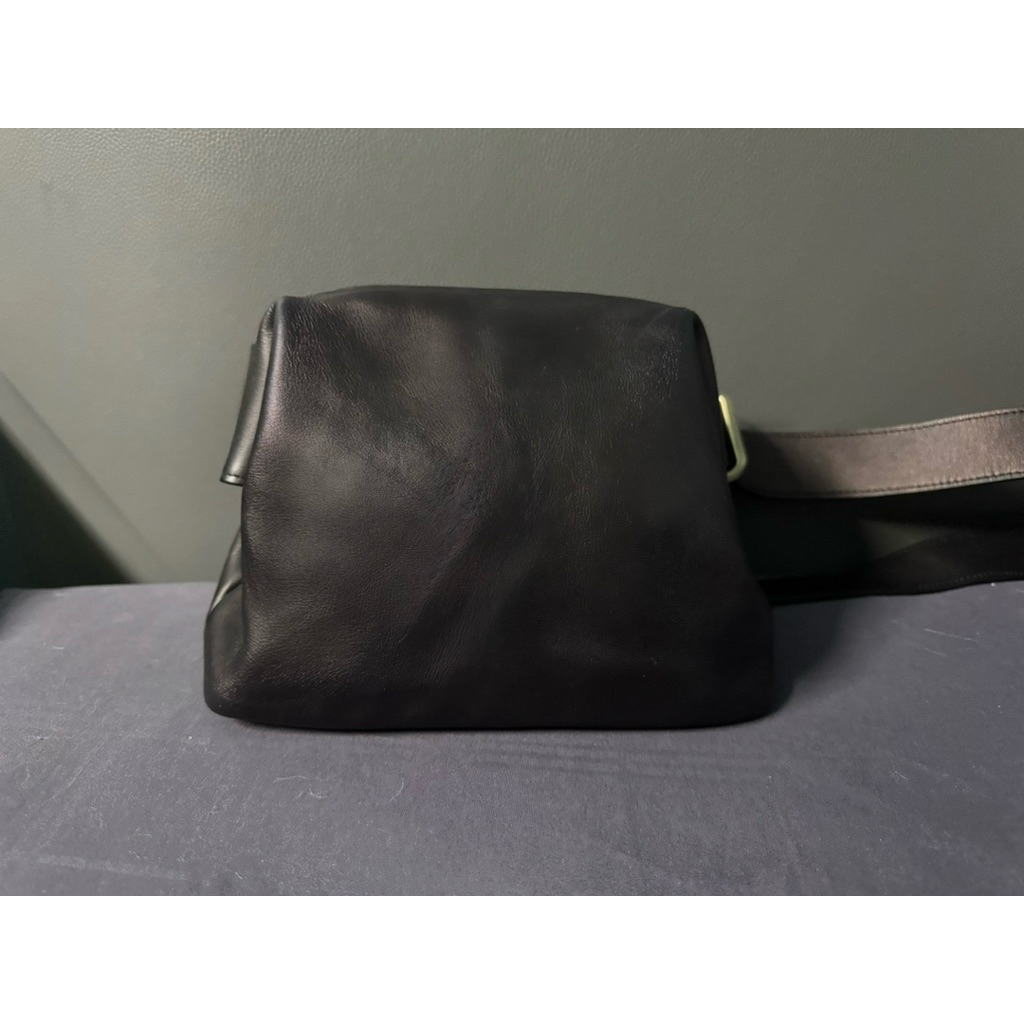 * ใช้ Code โค้ดคุ้มได้ * OSOI MINI BROT BAG สีดำล้วน