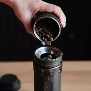 OutIn Fino Coffee Grinder เครื่องบดกาแฟพกพา ปรับได้ 28 ระดับ บดแม่นยำ ใช้งานง่ายทุกที่