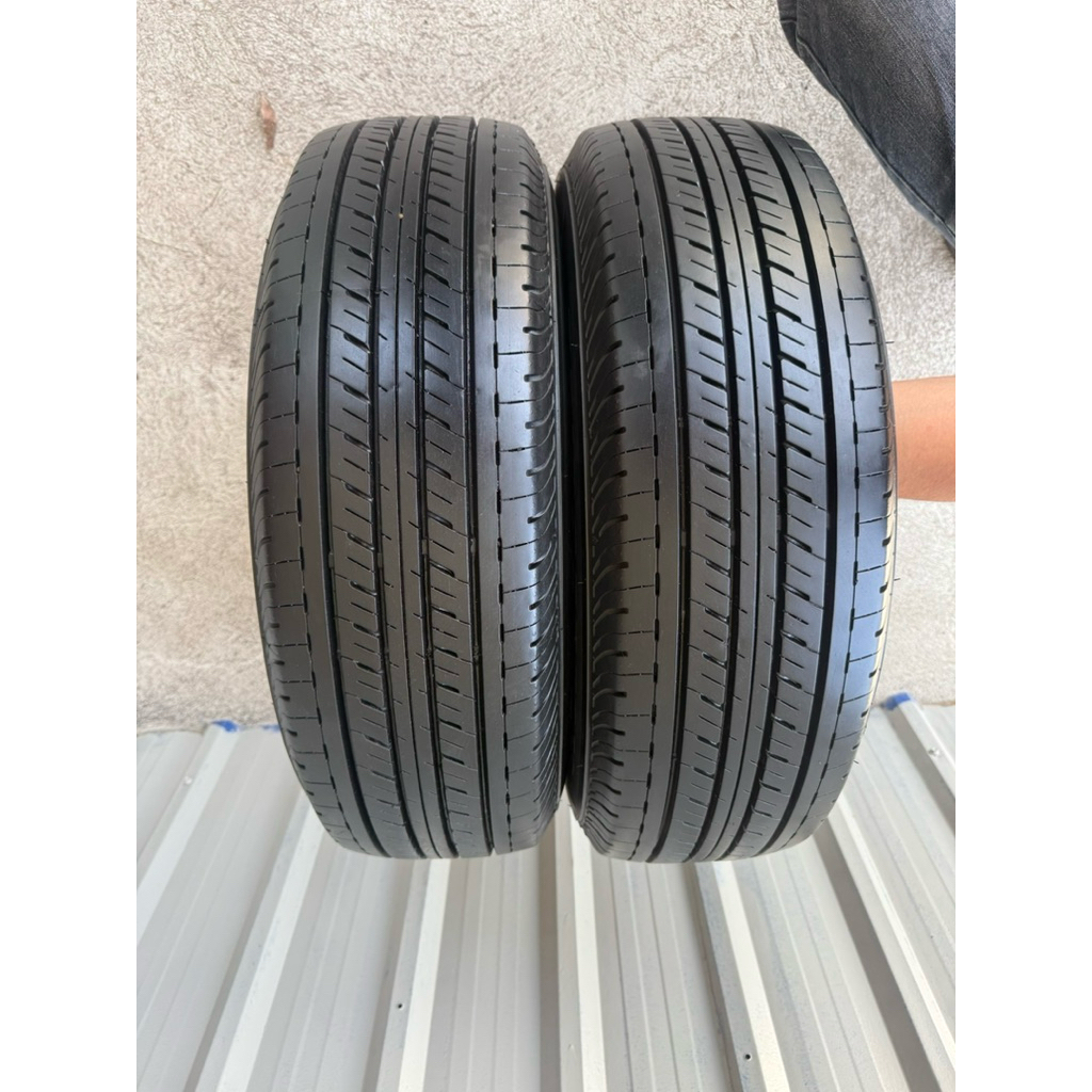 ยางมือสองBridgestone(R611)215/70r15ปี23(ราคาขายต่อ1เส้น)