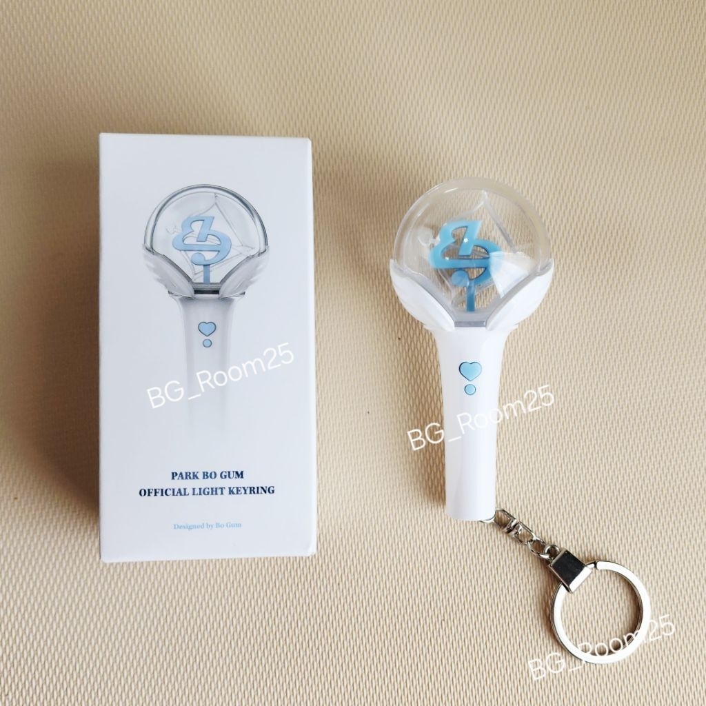 Park Bo Gum Forevong mini keyring [พวงกุญแจแท่งไฟจิ๋วพัคโบกอม] ของใหม่ พร้อมส่ง