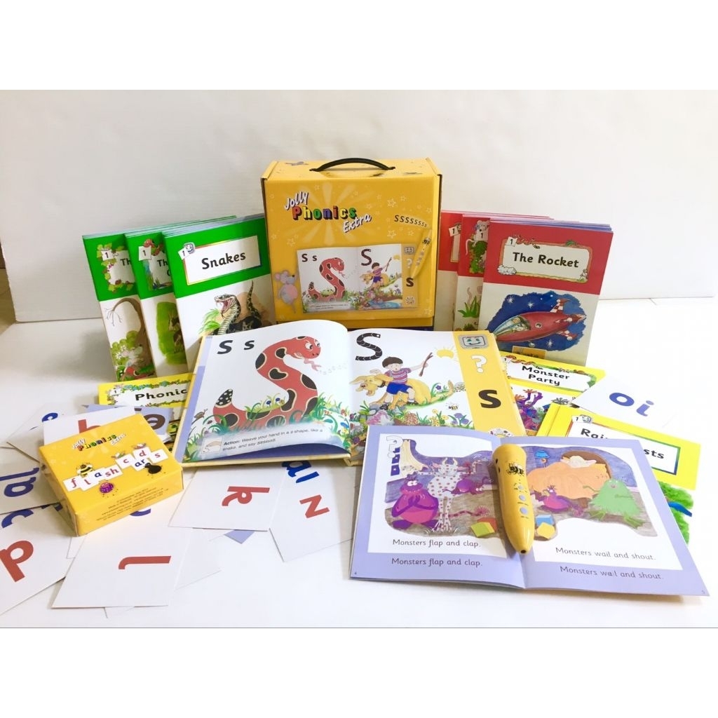 ของจะมาประมาณ 13.11.68ค่ะ มีของแถม Jolly Phonics Extra Talking Pen set เหมาะสำหรับ3ขวบ+ แถม