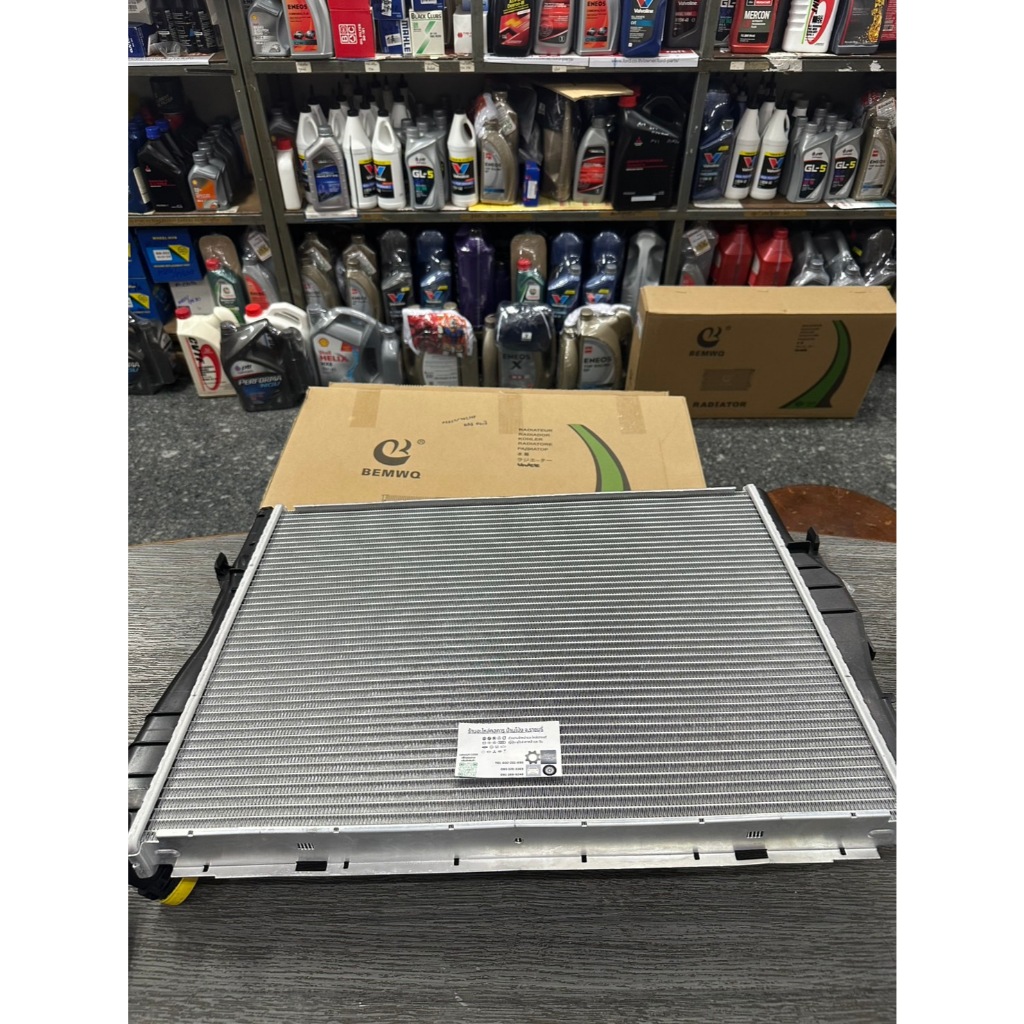 หม้อน้ำ Bmw Series3  E90 X1 E84