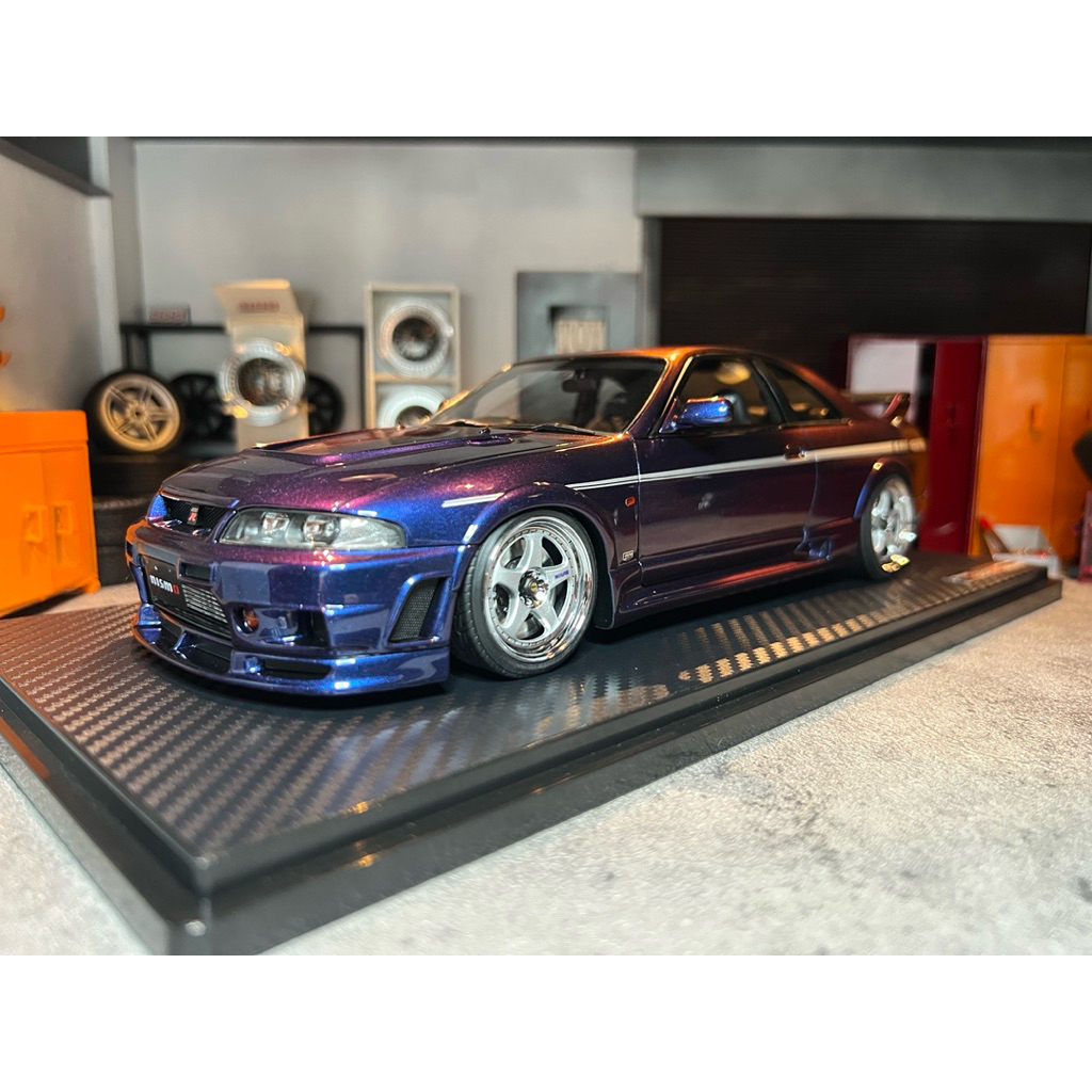 Ignition Model [IG3657 NISMO 400R (BCNR33) Metallic Purple