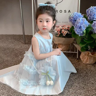 เดรสสีพื้น ชมพู-ฟ้า แต่งระบายชั้นข้างๆ มีกระเป๋าน่ารักๆให้ด้วยค่ะ