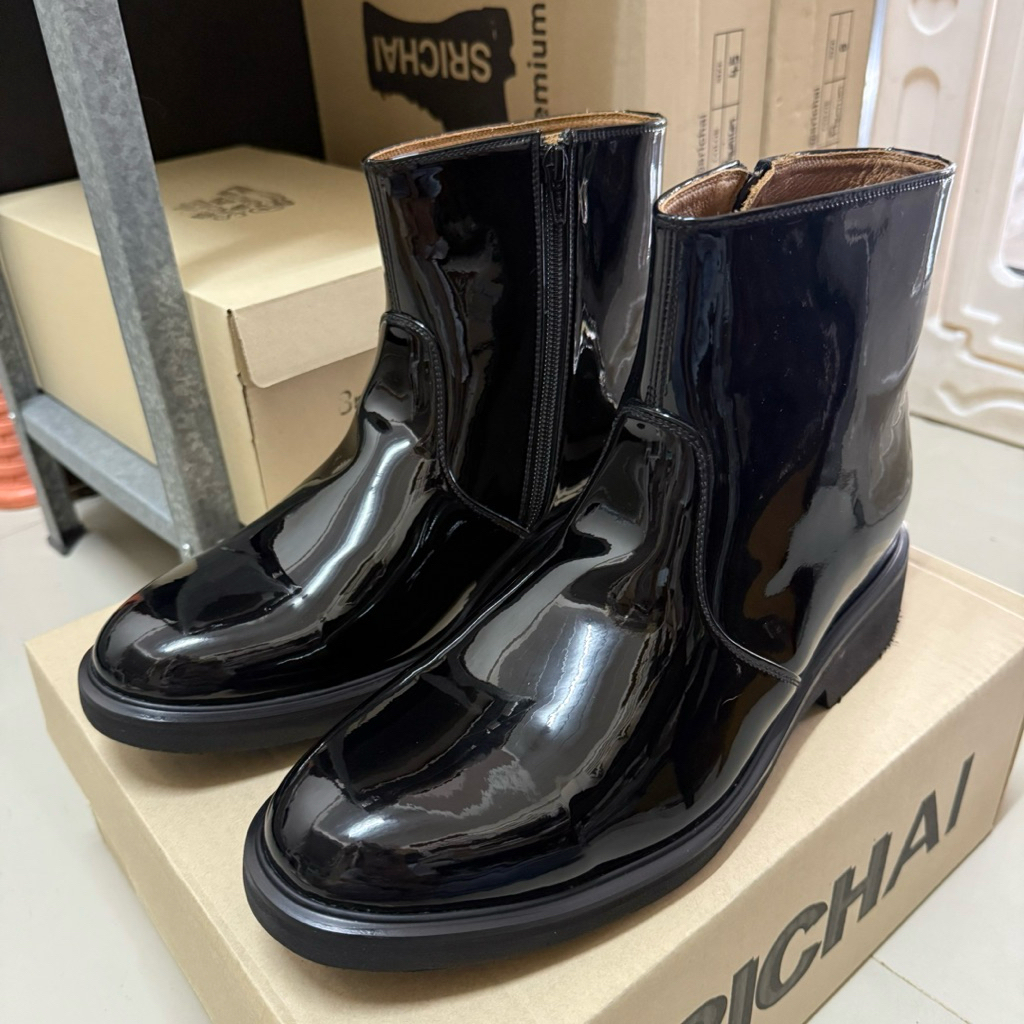 ฮาฟ 6 นิ้ว หนังแก้ว พื้นโฟม