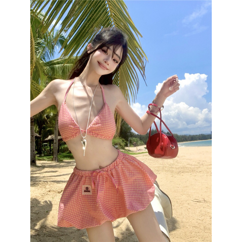 พร้อ​มส่ง ชุดว่ายน้ำผู้หญิง บิกินี่ 3 ชิ้น ลายสก็อต เชือกผูก สไตล์เกาหลี รุ่นใหม่ beach ราคา ถูกที่สุด ดีลบีเคเค แกลเลอรีภาพที่ 4