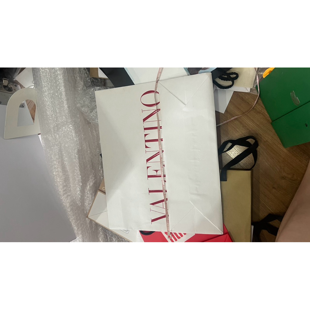 ถุงกระดาษ valentino ถุงกระดาษ valentino ถุงกระดาษ valentino