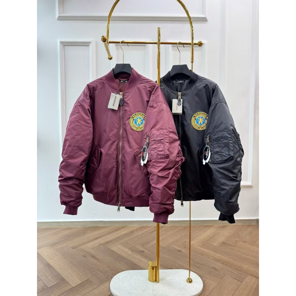 do** เสื้อกันหนาว  BOMBER JACKET มี 2 สี ใส่ได้ชาย หญิง สินค้าไหม่ ของแท้