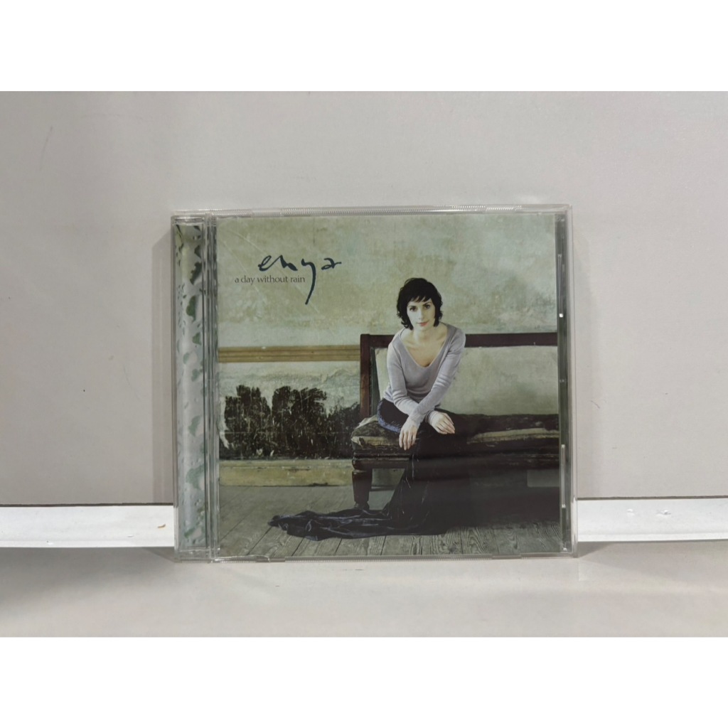 1 CD MUSIC  ซีดีเพลงสากล   エンヤ ア・ディ・ウィズアウト・レイン   (K3A27)