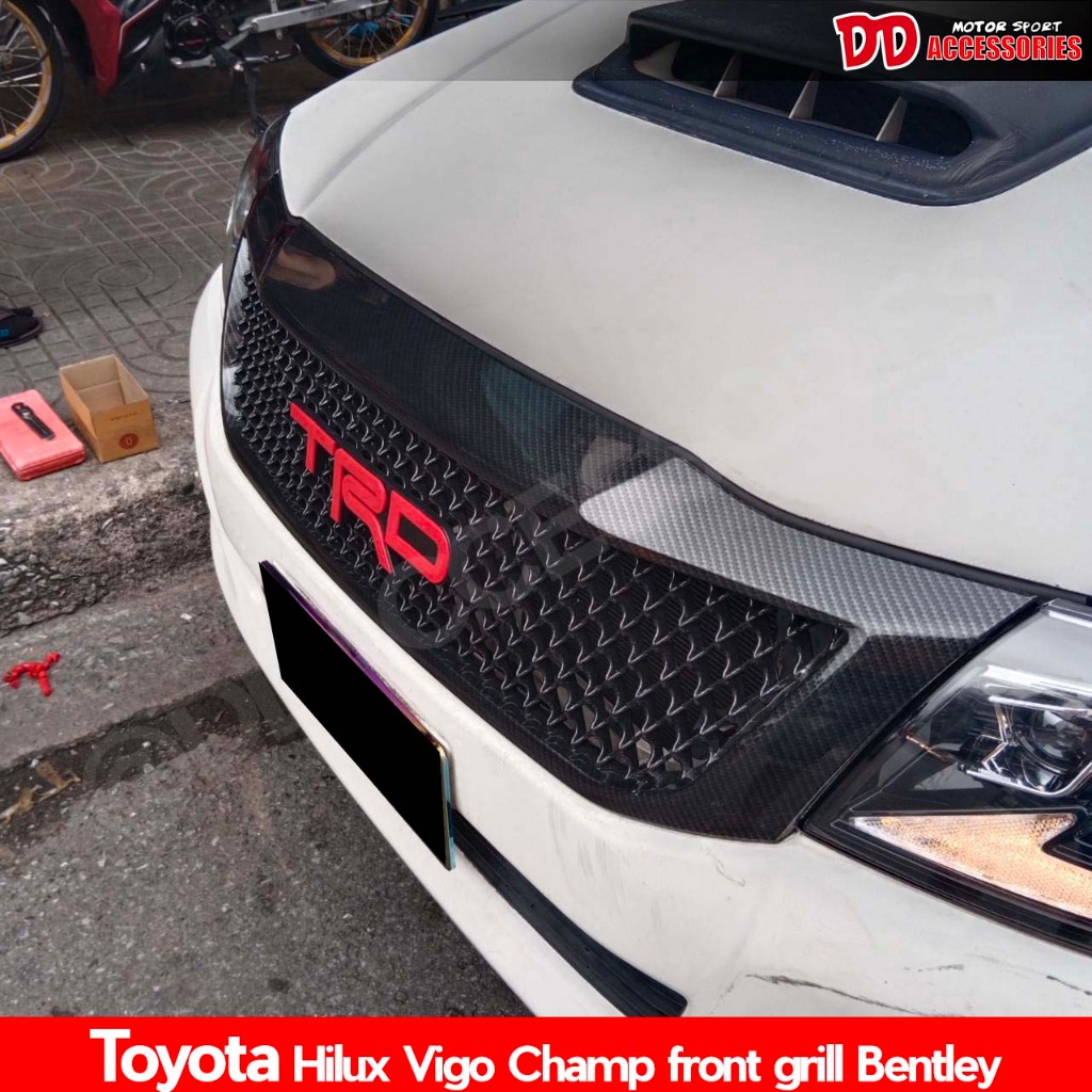 กระจังหน้า  Vigo Champ 2012 2013 2014 ฺBentley ลาย Carbon รวม logo TRD ลดล้าง stock