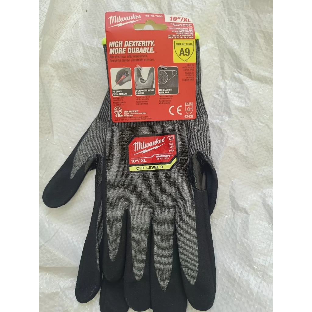XL CUT 9 สูงที่สุด ณ ตอนนี้ แล้ว ของใหม่  Milwaukee Glove พร้อมลาเบล