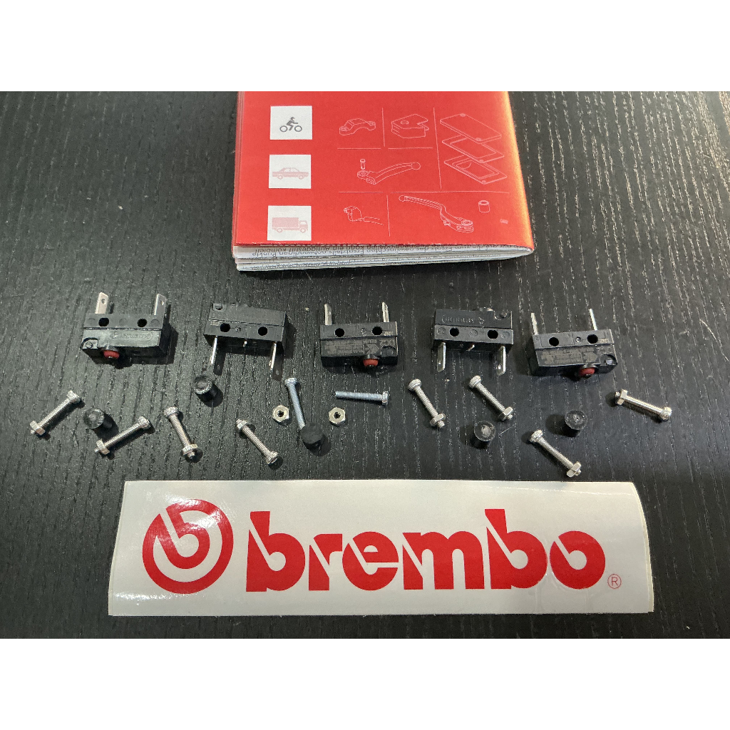 Brembo สวิตซ์ไฟเบรค สต๊อปไฟเบรคปั้มบนฐานดำแท้ Brembo ของแท้(แบบเสียบขั้ว)