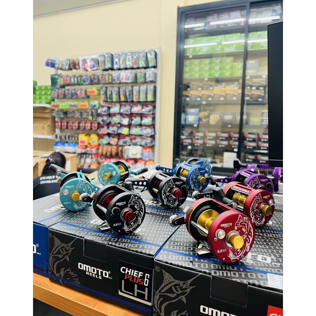 รอกเบทโอโมโต้ชิพพลัส เฟืองแสตนเลส รอก OMOTO รุ่น CHIEF PLUS6 ดีไซน์ใหม่ เหมาะสำหรับตกปลาหน้าดิน-สวาย