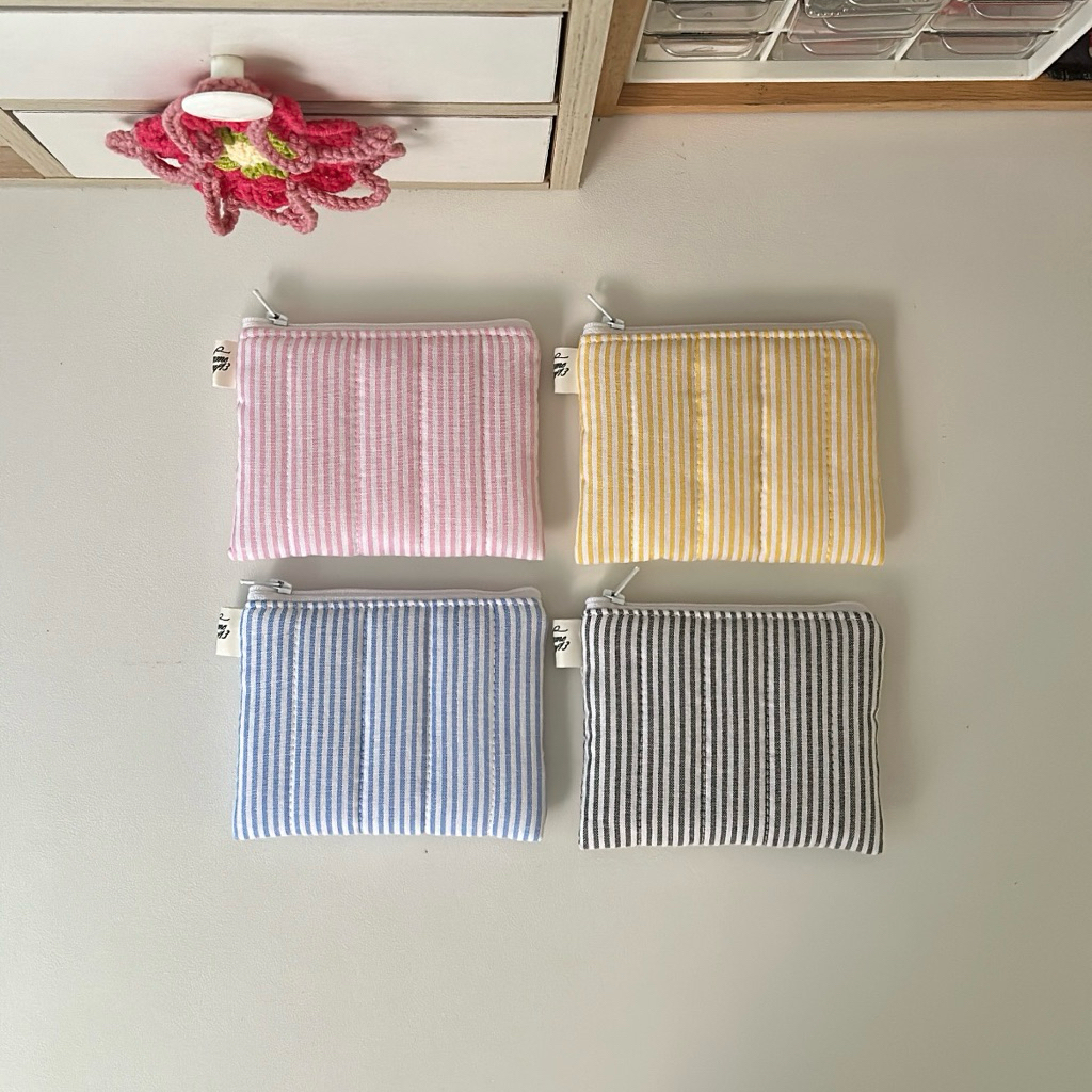 Stripe zip wallet  | กระเป๋าใส่เหรียญ