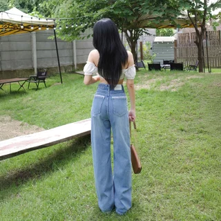 กางเกงยีนส์ขากระบอกลูกไม้กระเป๋า รุ่น Lily Jeans