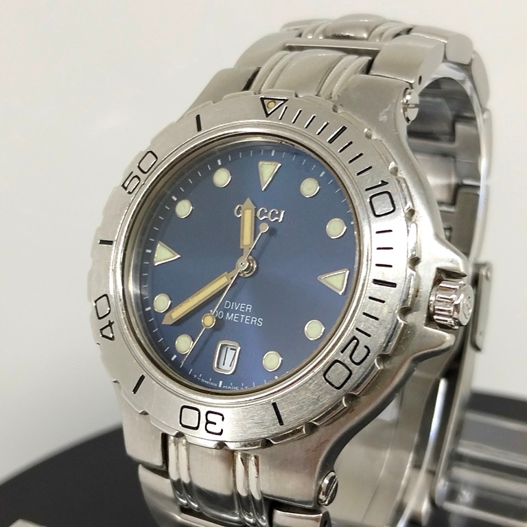 นาฬิกาผู้ชาย นาฬิกา Gucci 9750M หน้าปัดสีน้ำเงิน สายสแตนเลส ของแท้ มือสอง ราคา