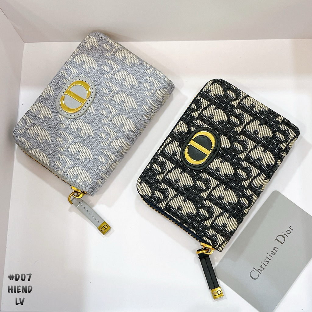 hiendกระเป๋าตังค์รุ่นใหม่ กระเป๋าตังค์ใบสั้นแบบซิปรอบ สินค้าต้องปกพร้อมกล่อง✅💯