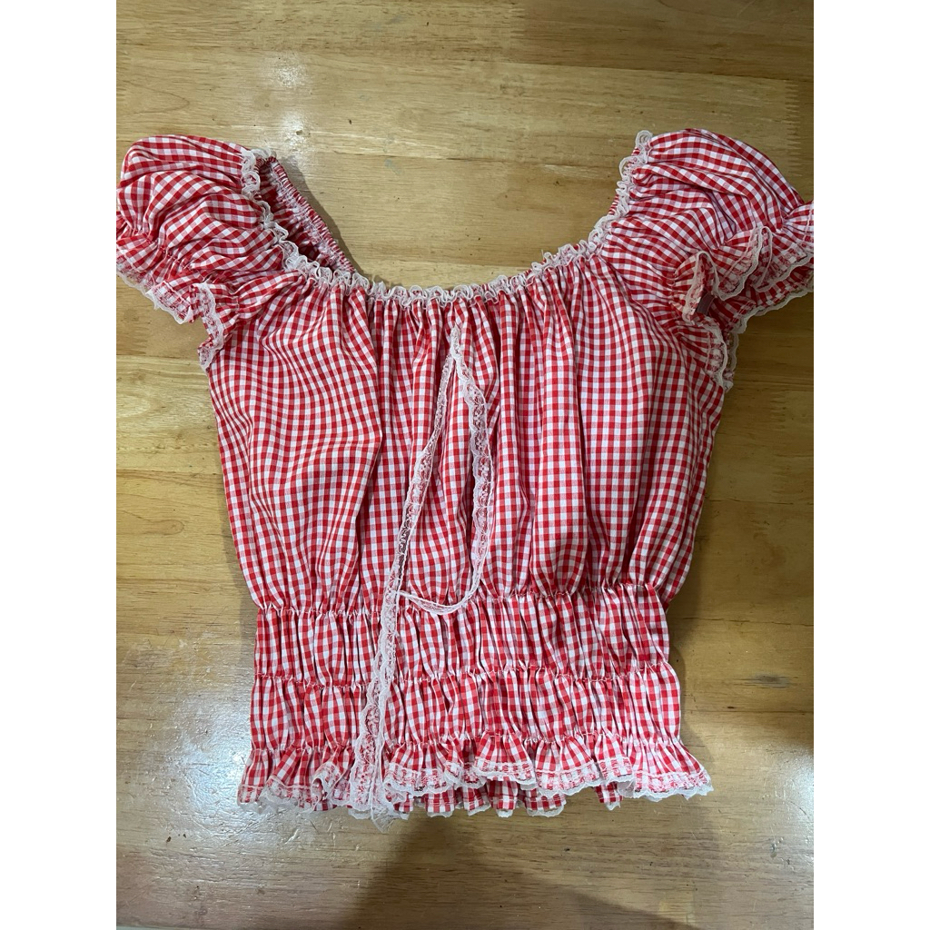 KORRA เสื้อแต่งลูกไม้น่ารักมีผูกโบว์ด้านหน้า (มือสอง)