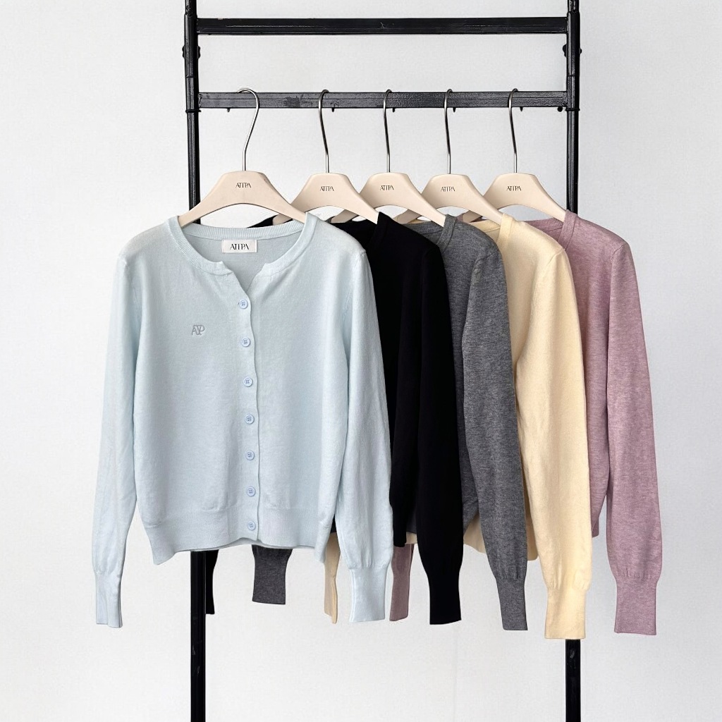 Atipashop - CLOUDETTE CARDIGAN เสื้อคาร์ดิแกน ผ้าไหมพรม เนื้อนุ่ม กระดุมหน้า ดีเทลปักที่อก
