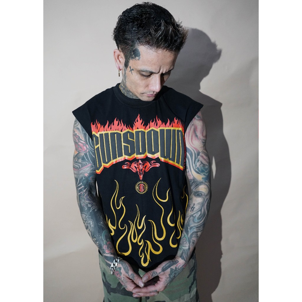 เสื้อยืดแขนกุด 𝐆𝐔𝐍𝐒𝐃𝐎𝐖𝐍® : NB-03 TANK TOP