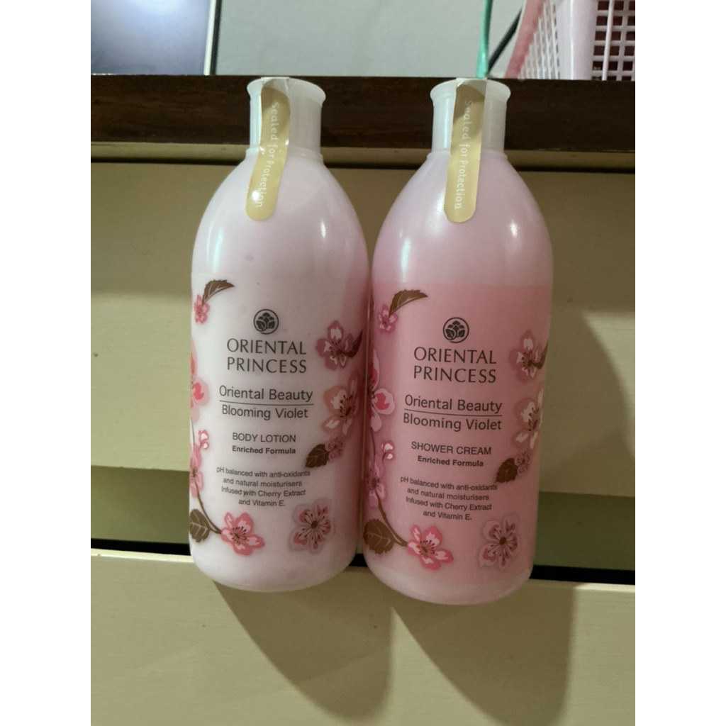 Oriental Princess ครีมทาผิว &lotion blooming violet