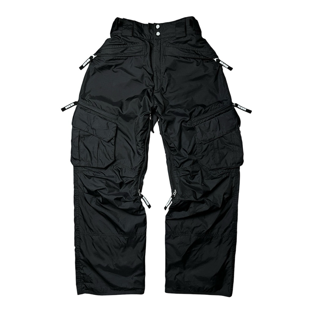 🥷🏻พร้อมส่ง📮กางเกงคาร์โก้มือสอง GUY GWG Technical Cargo Pants – Black ผ้าไนลอน ใส่สบาย