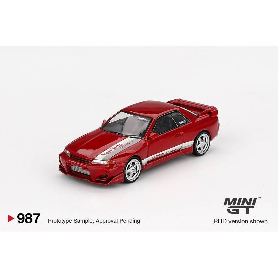 Nissan Skyline GT-R (R32) VeilSide Combat C-I Gem Red 1:64 (MINI GT)