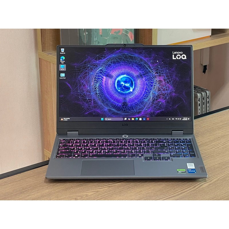 Lenovo LOQ 15IRX9-83DV00LETA i5-13450HX SSD512GB RAM24GB RTX 4050 (6GB GDDR6) เครื่องใหม่ตัวโชว์อุปก