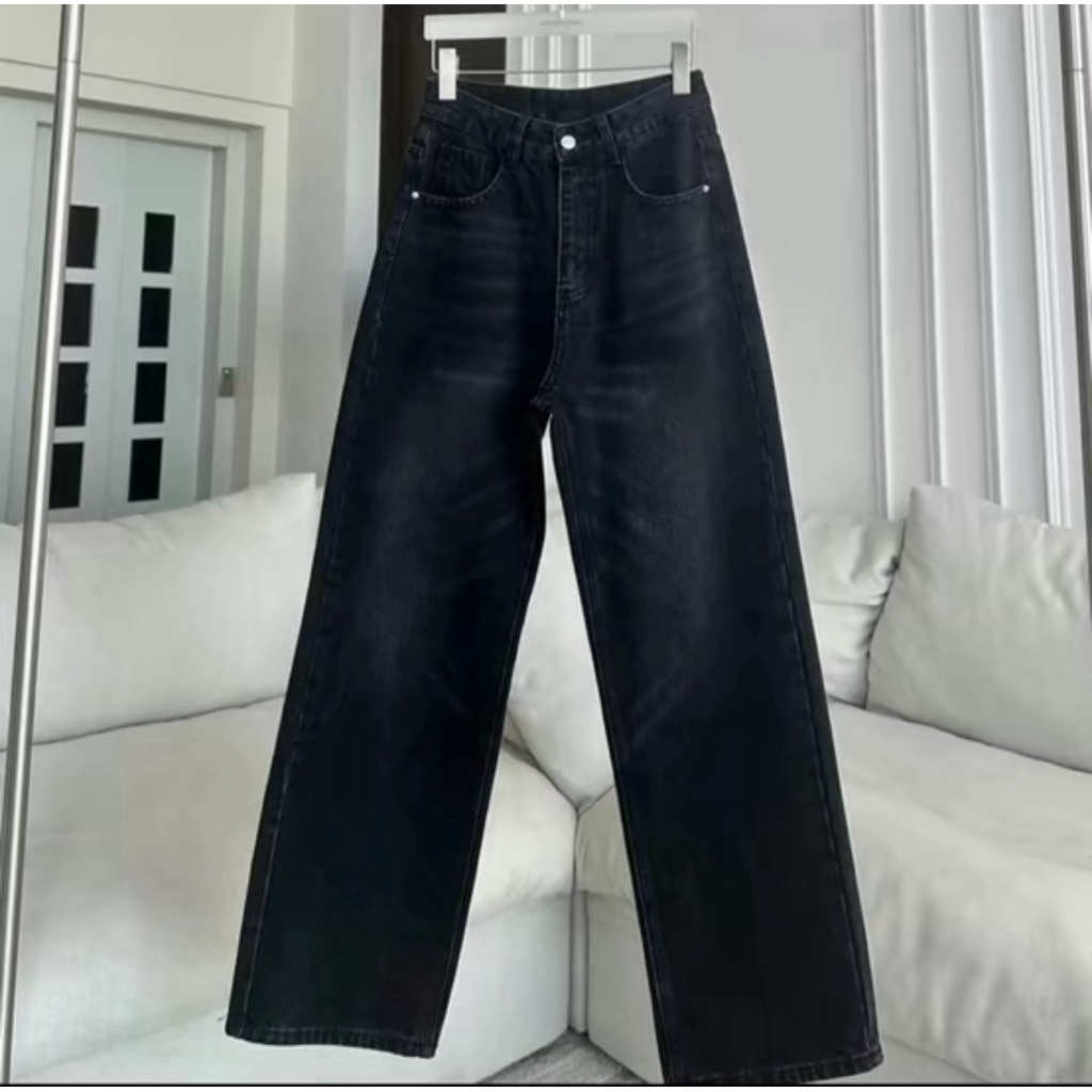 ขายต่อกางเกงยีนส์  Phomthong รุ่น PTJ30182 กางเกงยีนส์ขายาวปัก กระเป๋าหลัง PROMTHONG