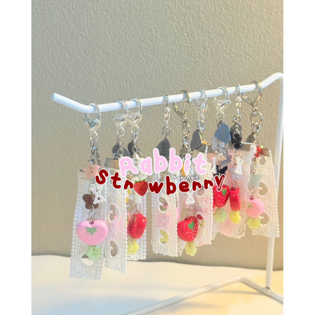 Rabbit strawberry keychain - loeyhome