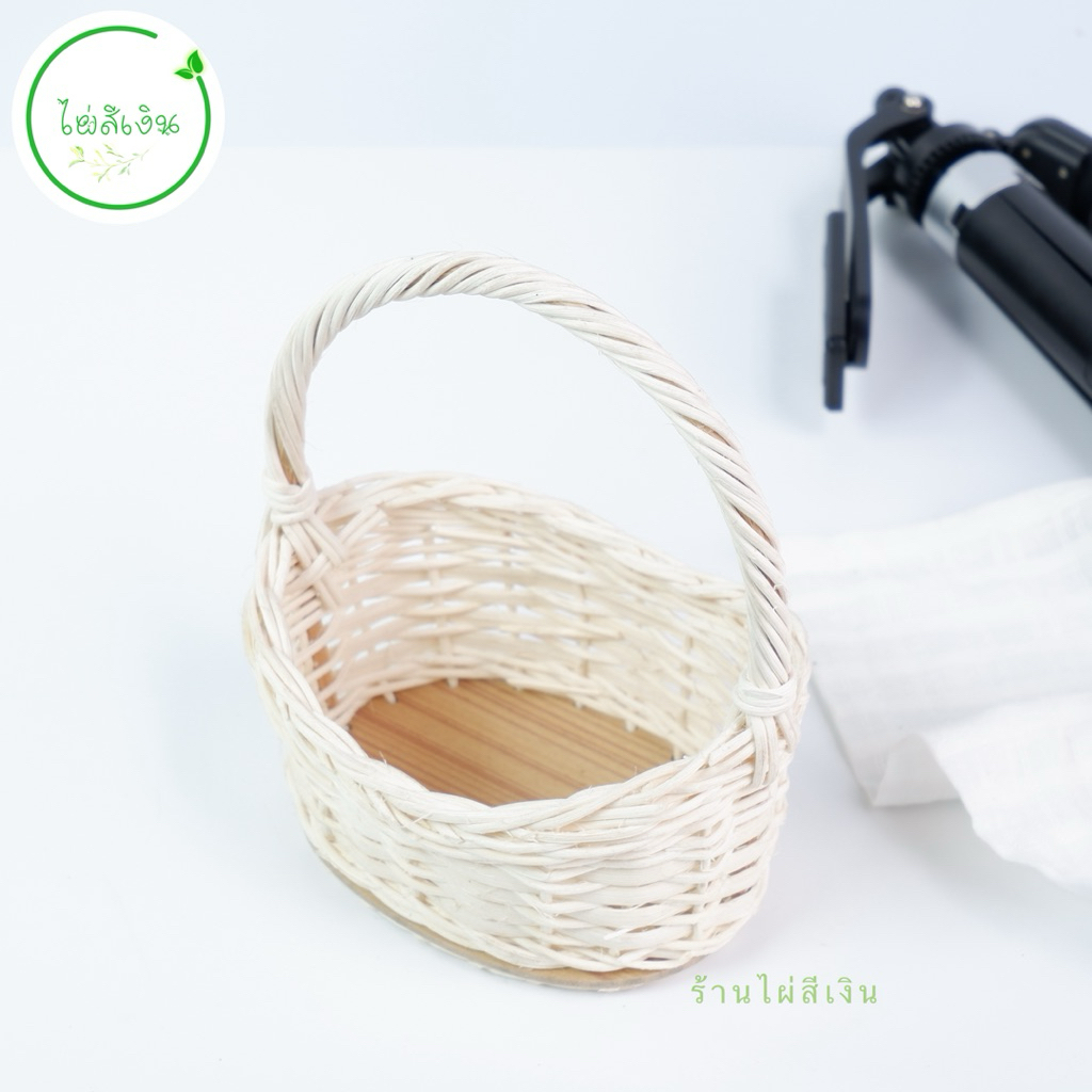 กระเช้าหวาย กระเช้าใส้หวายขาวปากเว้า12x14cm ตะกร้าสวยๆ