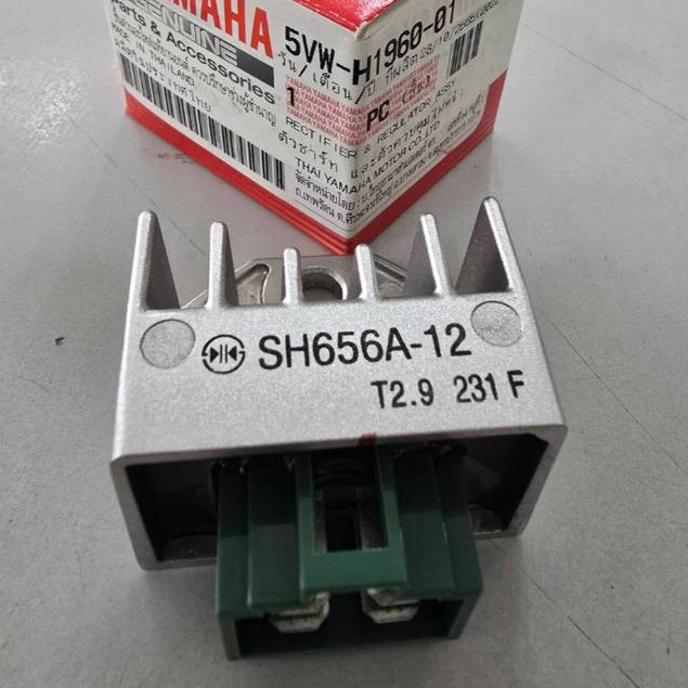 5VWH196001 ตัวชาร์ท และตัวควบคุมไฟหน้า แท้ Yamaha SPARK-135 NANO  MIO FINO 5VW-H1960-01 00