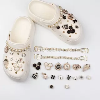 จัดส่งทันที 18 ชิ้น Double Chain c DIY Charm อุปกรณ์เสริมรองเท้า Black White Series