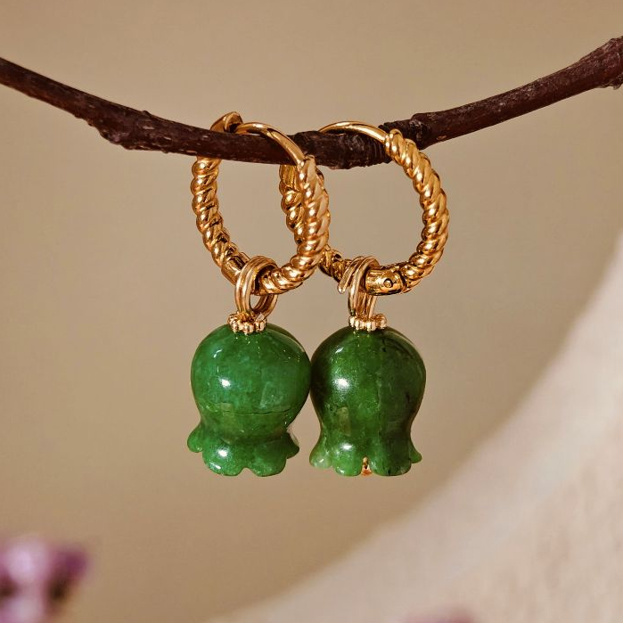 Vachana - Elegant Green Jade Lily Twisted Huggie Hoop Earrings (ต่างหูลิลลี่หยกแท้)