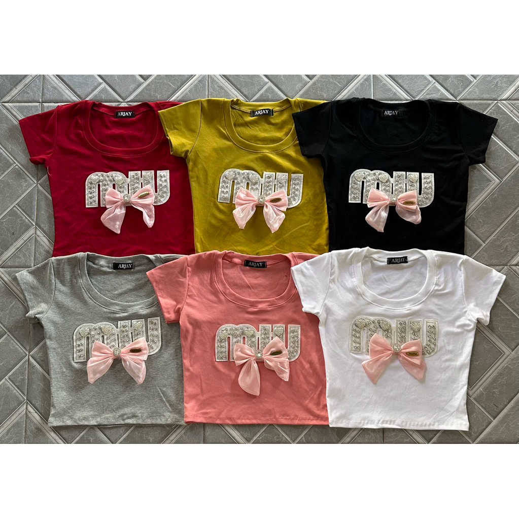 งานรวมเสื้อครอป คอกลมแขนสั้น ตัวสั้น เนื้อผ้ายืด ยูนิโคว่าแต่งอะไหล่🏷ARJAR