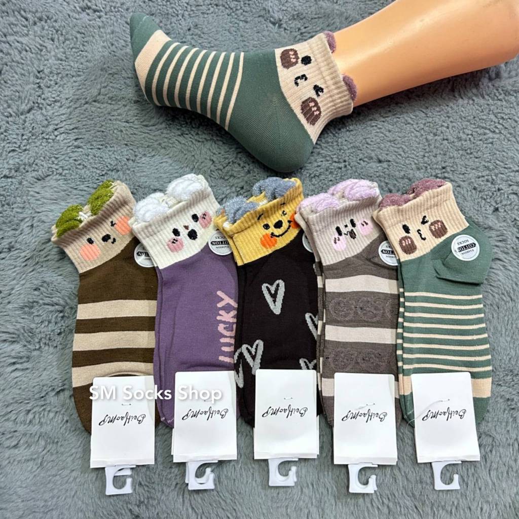 ถุงเท้าข้อสูงมีหูงาน3D{1แพ็คมี10คู่}ฟรีไซส์เท้า36-43ใส่ได้สินค้ามีพร้อมส่งจ้า