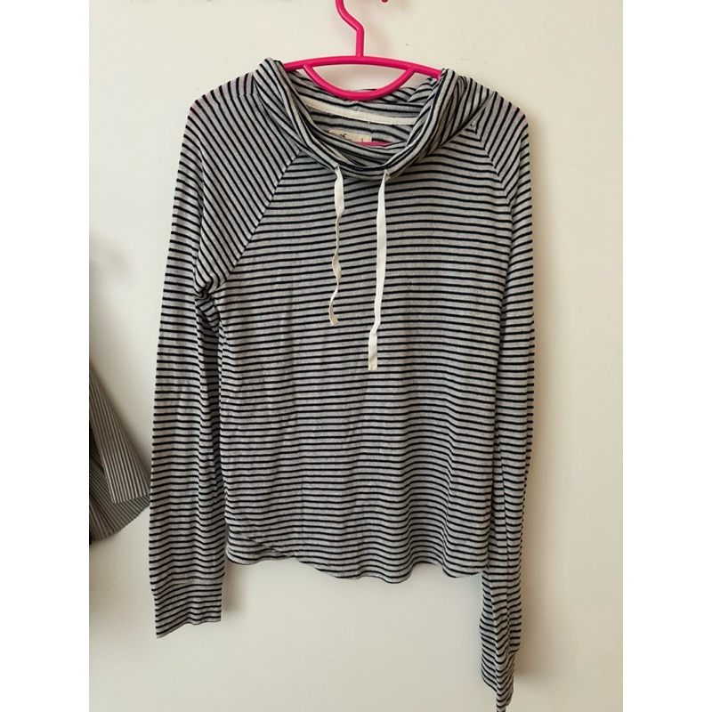 Hollister cardigan เสื้อกันหนาวผ้านุ่ม size s