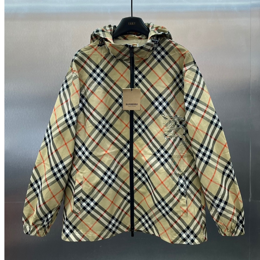 BURBERRY CHECK COAT แจ็คเก็ต โค้ช โค้ท เสื้อโค้ท แต่งฮู้ด เบอเบอรี่