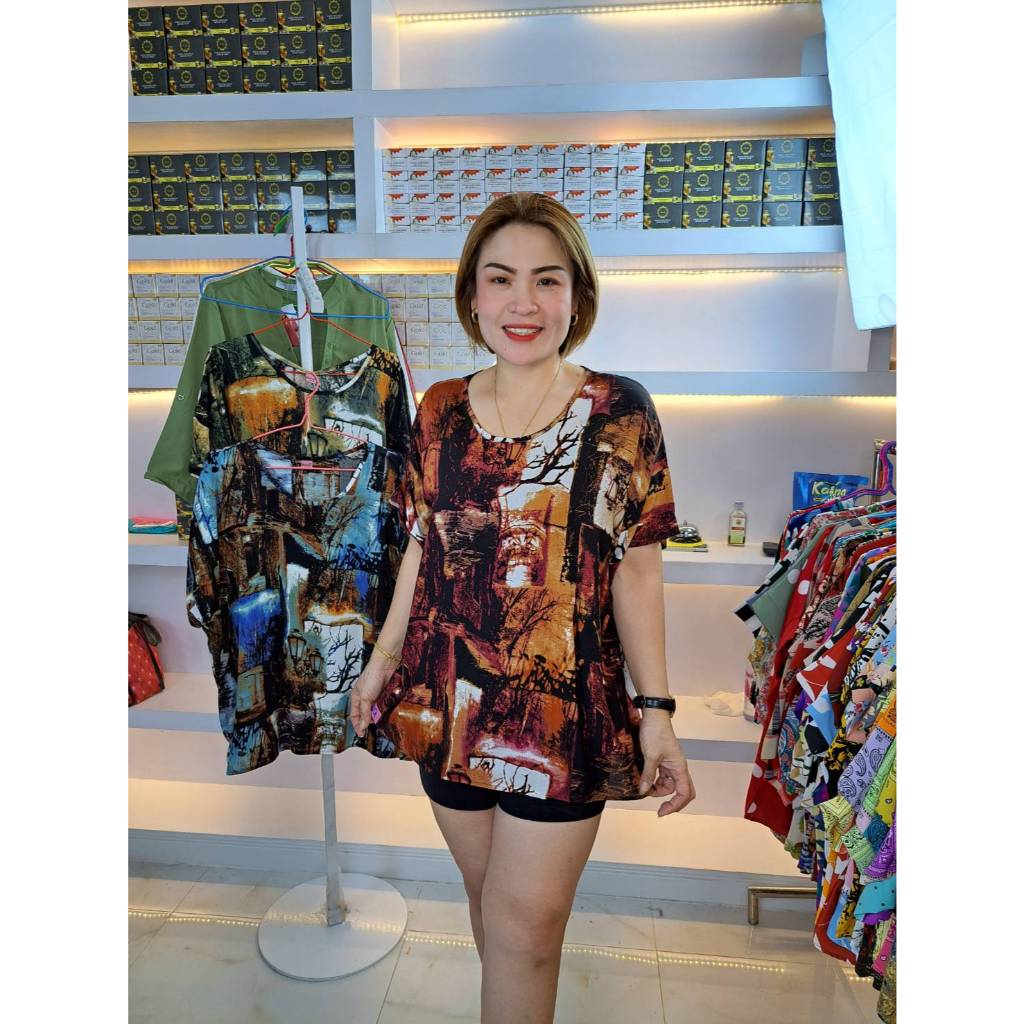V12//เสื้อคอกลมโคมไฟ ผ้าไหมสปัน ฟรีไซร์48-50นิ้ว หน้าผ้า50นิ้ว ยาว26นิ้ว ราคา119บาท
