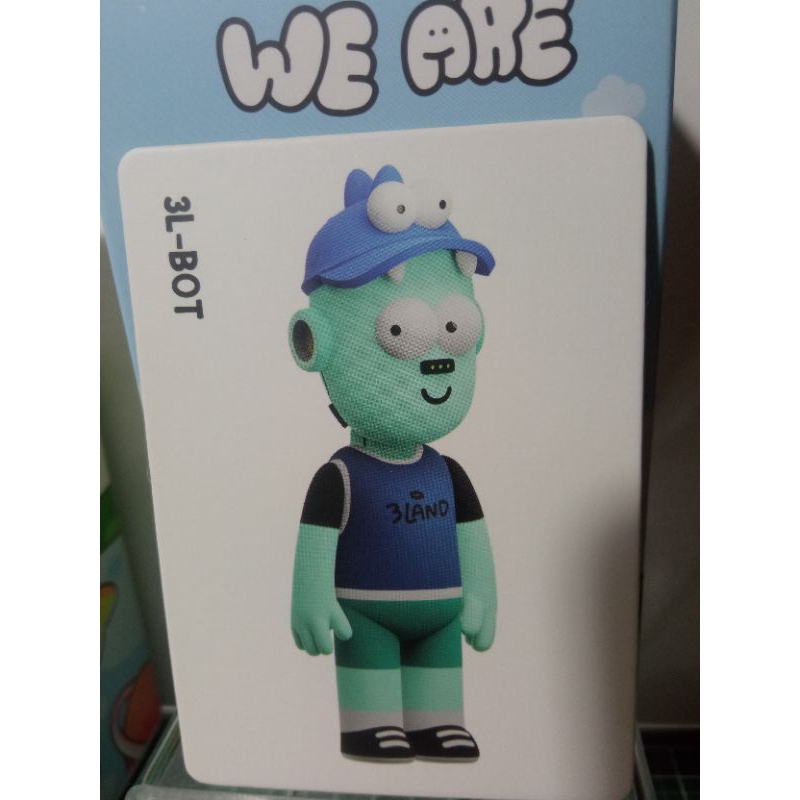 3Landers x Toylaxy - 3L-BOT