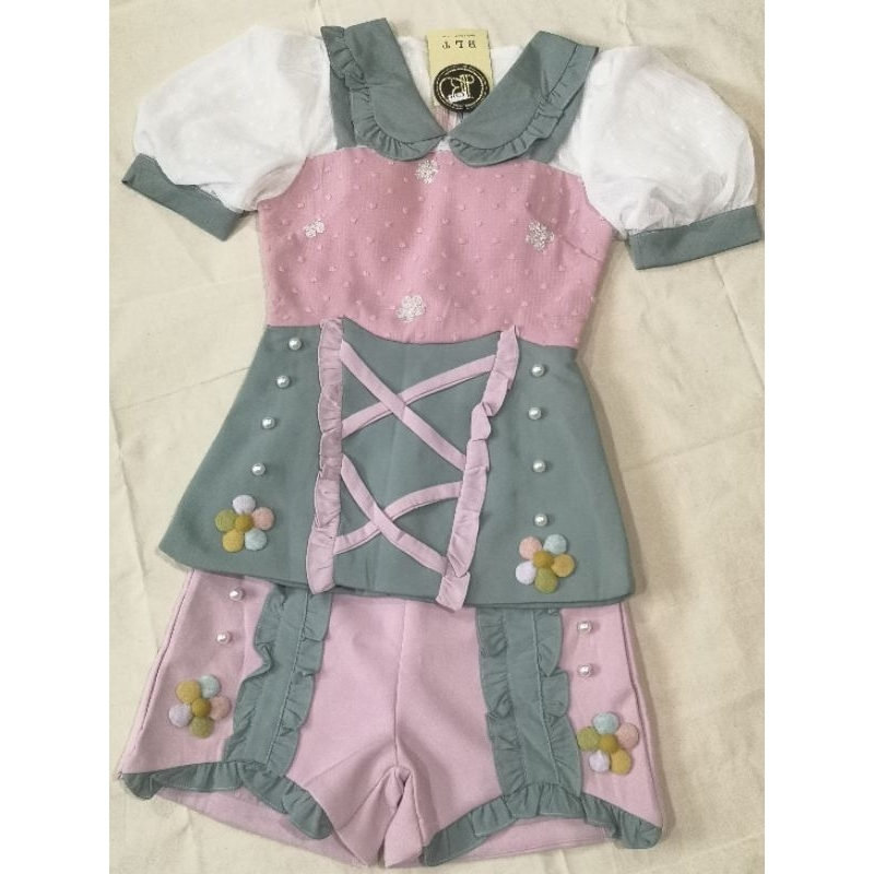 BLT​ ไซส์​ XS.​ มือ1