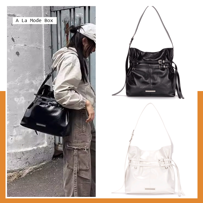 Martin Kim กระเป๋าสะพายข้าง DOUBLE BELTED STRAP BIG BAG ออริ