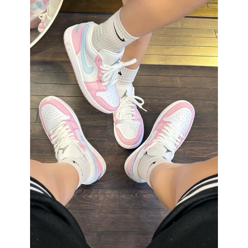 (พร้อมส่ง ของแท้ 100%) AIR JORDAN 1 LOW "PAW PRINT“