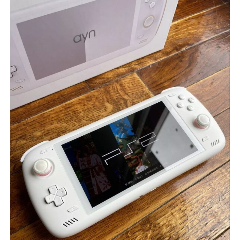 White AYN Odin 2 Pro มือสอง