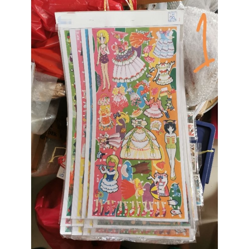 ตุ๊กตากระดาษ...1แผง...มี12ชุด คละแบบ