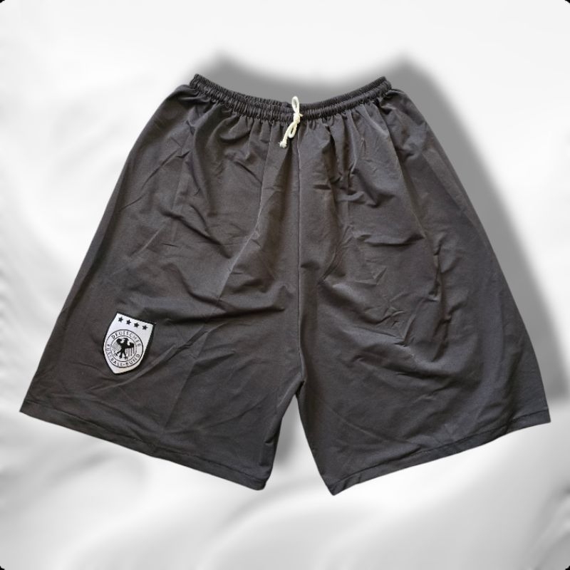 กางเกงขาสั้นกีฬา รุ่นอาม ผ้าเนื้อรวมโทนสีเข้ม สีสด กรม ดำ เทา แดง ทางร้านคละให้ค่ะ - รูปที่ 2