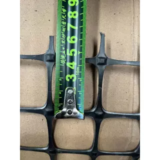 RAREITEM (ยกม้วน 50 เมตร) ตาข่ายพลาสติก ตาข่ายลวดพลาสติก PVC ใช้ล้อมรั้ว หน้ากว้าง 100 ซม
