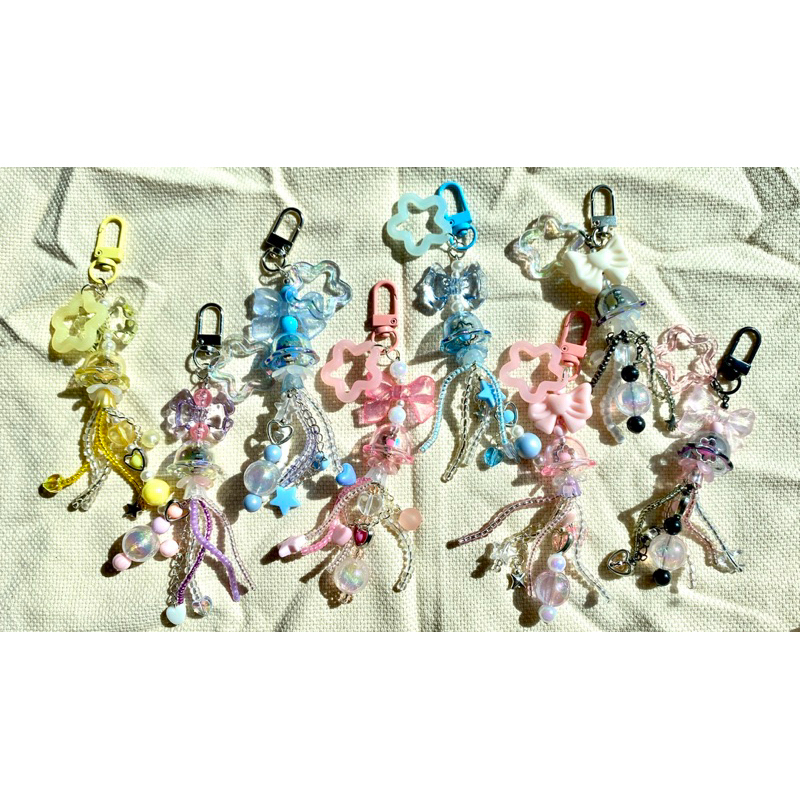 JELLYFISH KEYCHAIN : พวงกุญแจแมงกระพรุน 🪼 สินค้าพร้อมส่งจ้า 🩵