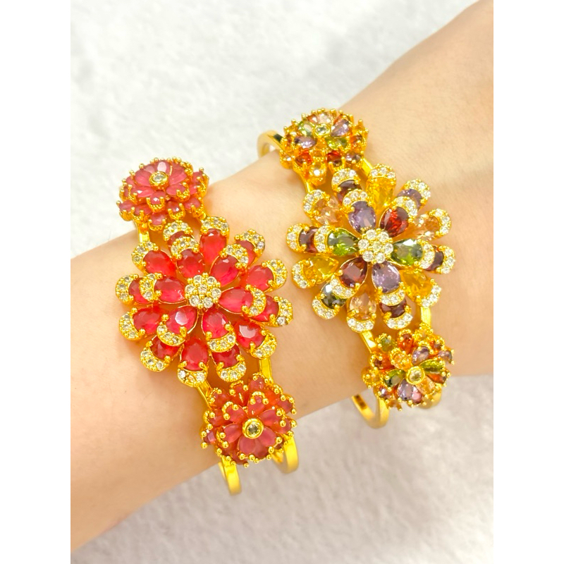 กำไลข้อมือทับทิมดอกไม้ซ้อนประดับเพชร รอบวง20cm สวยเด่นสะกดสายตา